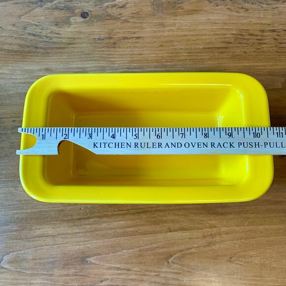 Fiesta Ware Loaf Pan Meatloaf Bread Baker Daffodil Yellow Dish Made in USA - Picture 4 of 8